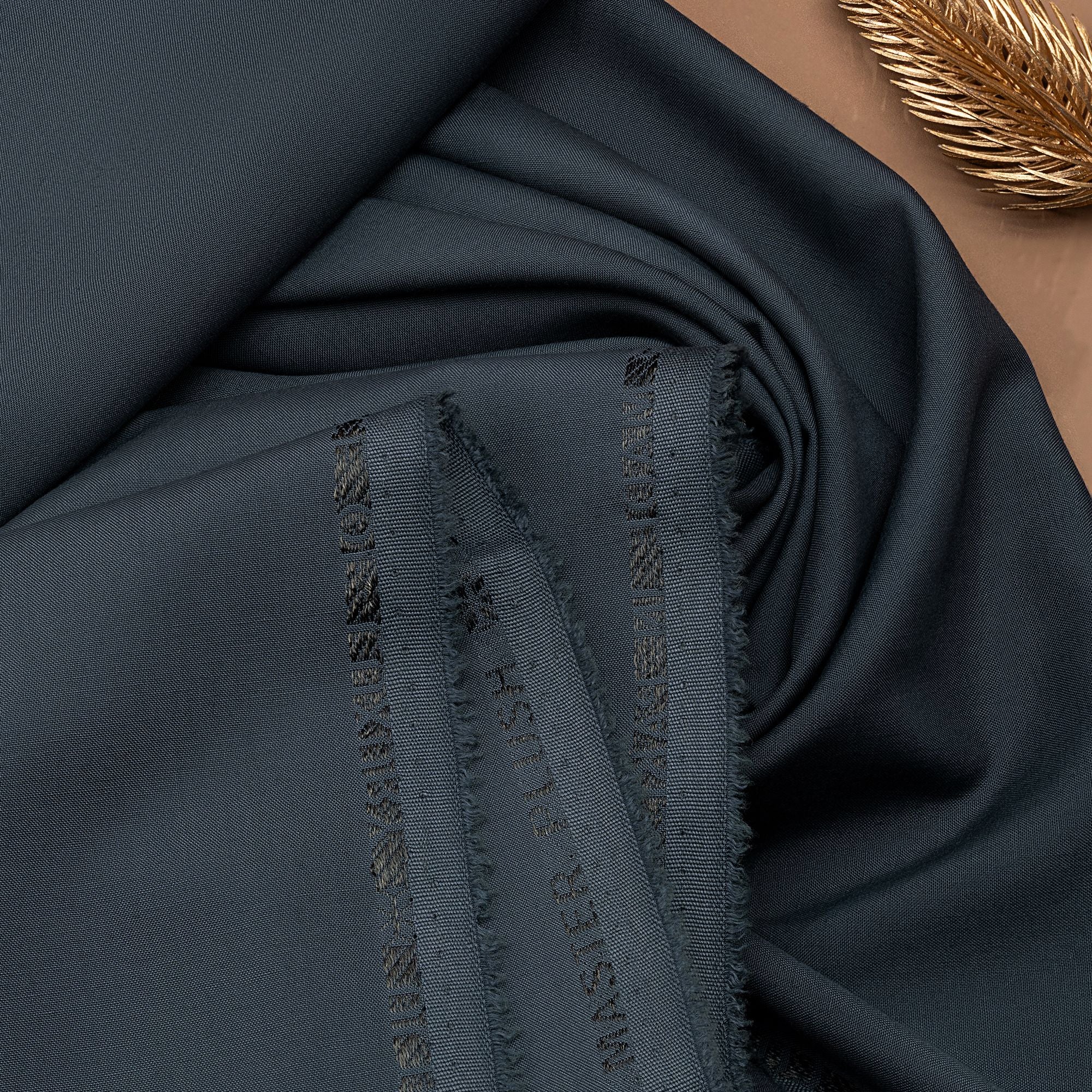 Master Plush – Premium Wash & Wear Fabric