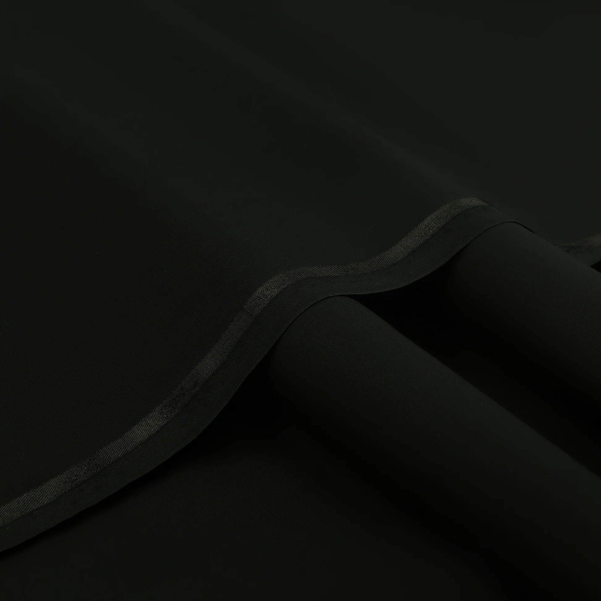 Vapor Dark – Premium Black Wash & Wear Fabric (4.5 Meter / 177 Inches)